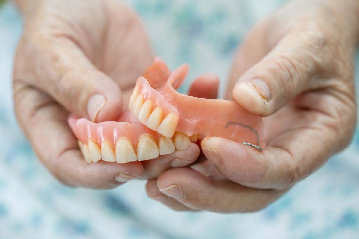 dentures-causing-sore-spot-on-gums-hewlett-ny